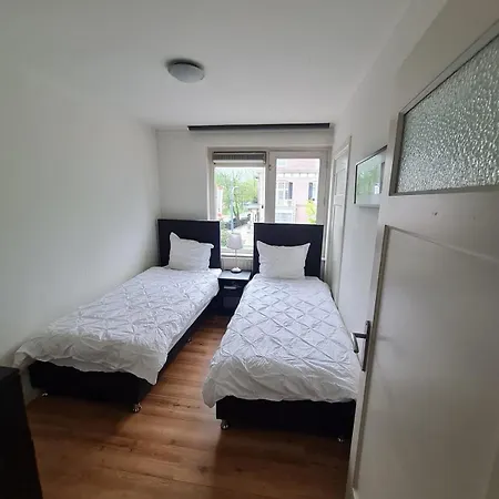 Apartment Three Bedroom Lovely