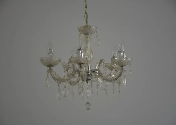 Lägenhet Three Bedroom Lovely