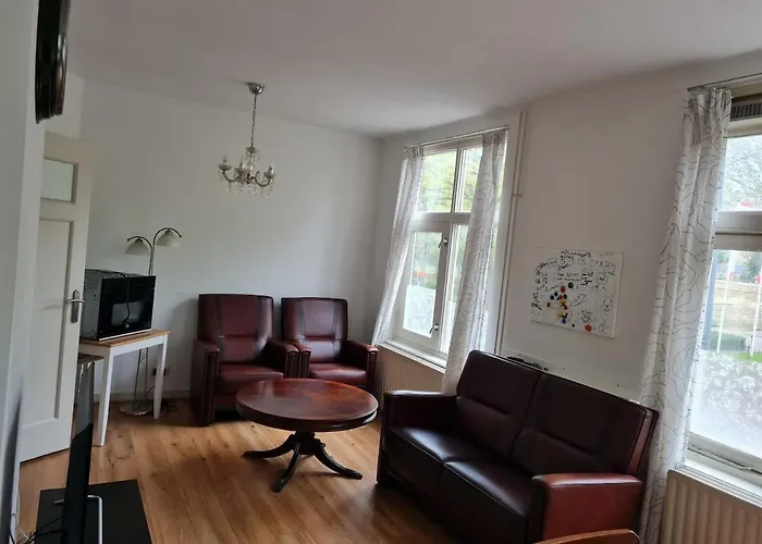 Three Bedroom Lovely Oosterbeek